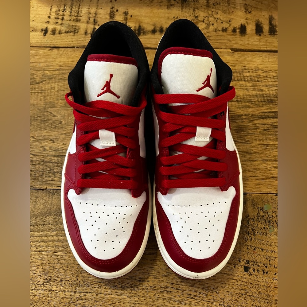 Nike Jordan Ones Low